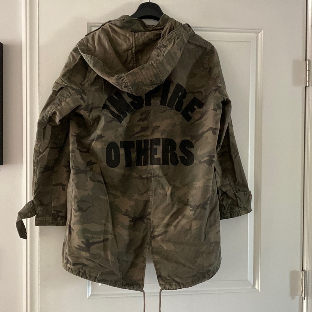 ZARA Inspire Others Camo Jacket Small